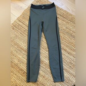 Alo Yoga, Airlift High-Waist 7/8 Line Up Legging, size S.